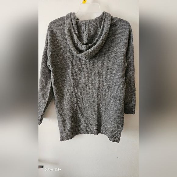 Charter Club Gray Relaxed Long Sleeve Hoodie - Picture 3 of 5